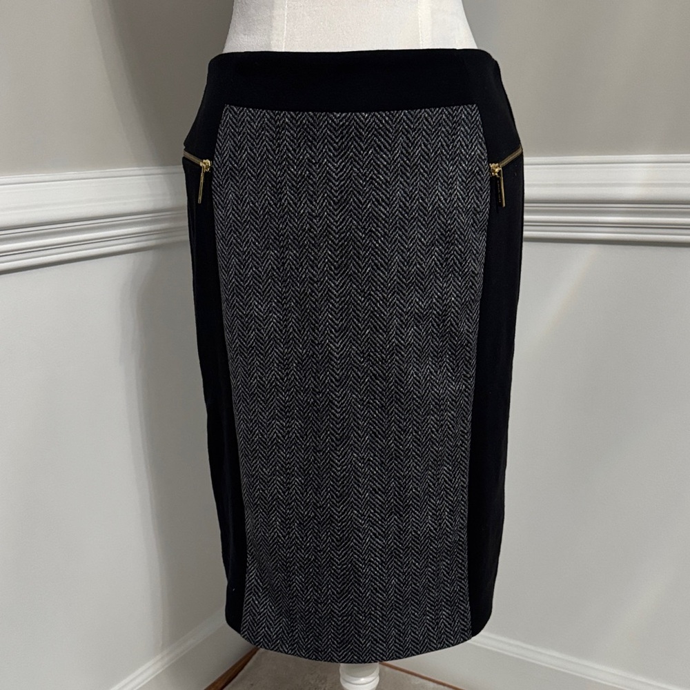 Michael Kors Black and White Herringbone Skirt with Gold Zipper